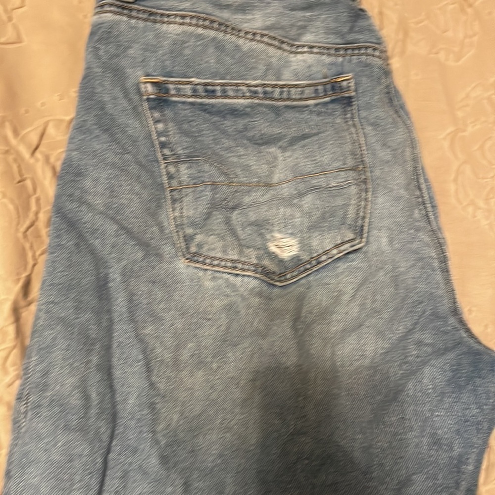 HIGH RISE MOM JEANS - Picture 3 of 6